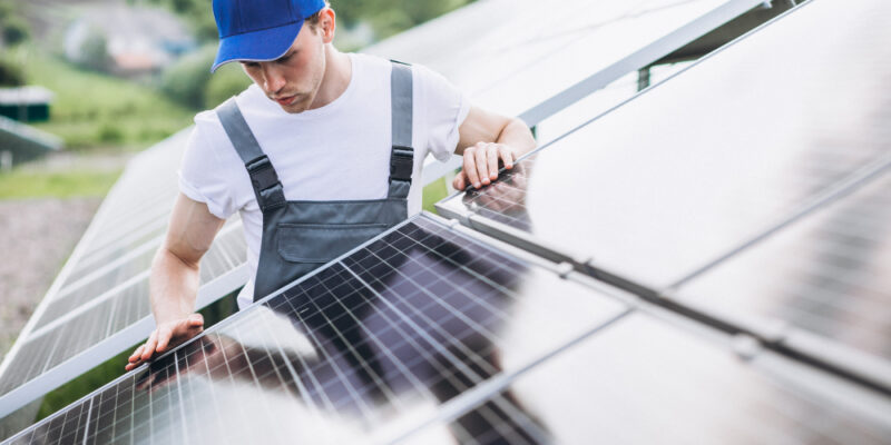 Curso de Instalaciones Fotovoltaicas en Material FP